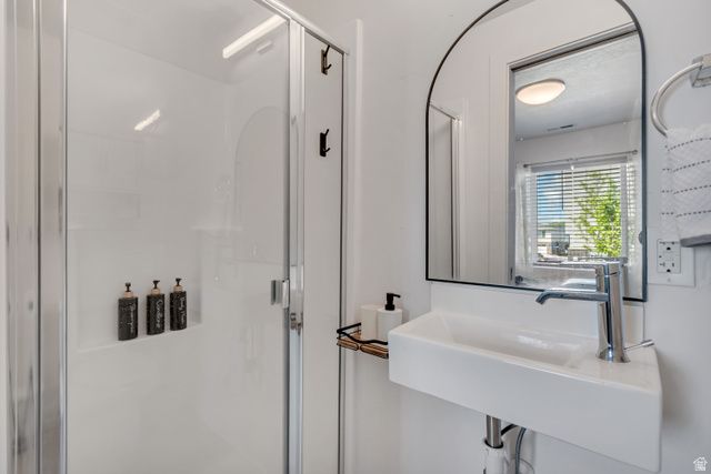 5502 W VICTORY LAP CT, West Valley City, UT 84120