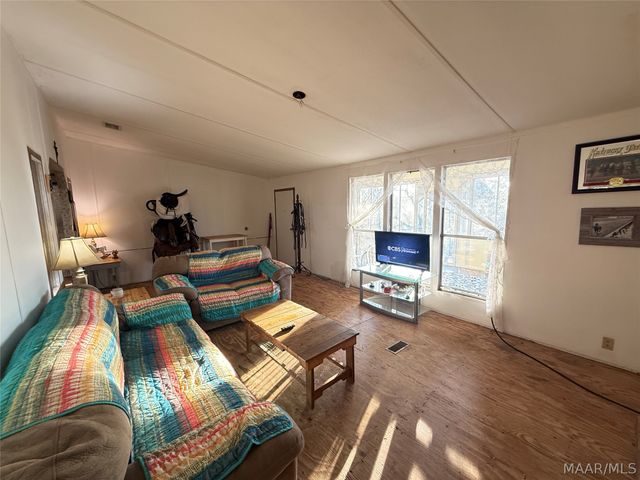 5909 Hobbie Road, Montgomery, AL 36105