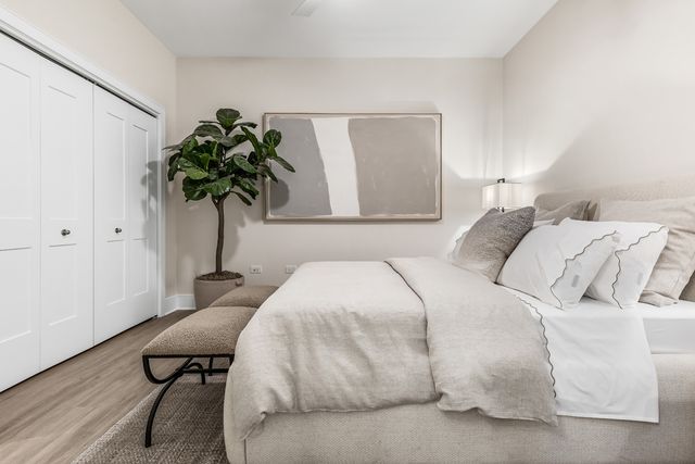 435 Madison Street 507, Oak Park, IL 60302