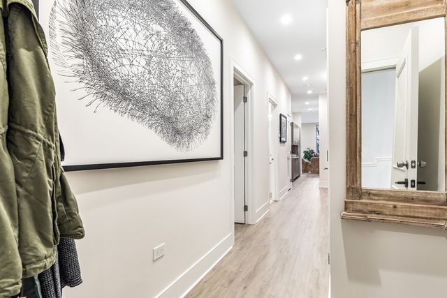 435 Madison Street 507, Oak Park, IL 60302