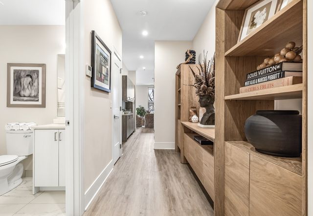 435 Madison Street 507, Oak Park, IL 60302