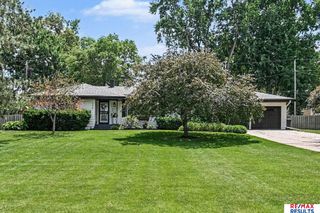9519 Chicago Street, Omaha, NE 68114