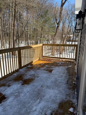 40 Craigie Ave, Haverhill, MA 01830