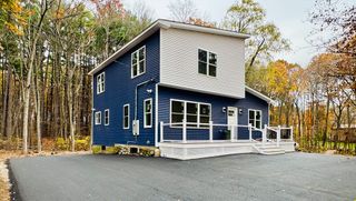 40 Craigie Ave, Haverhill, MA 01830