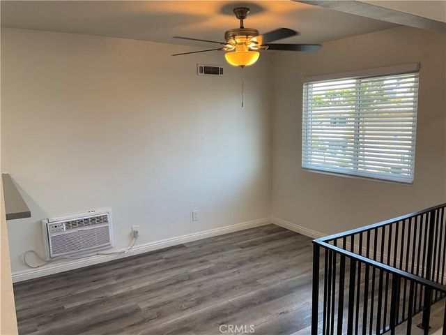 336 W La Veta Avenue D, Orange, CA 92866