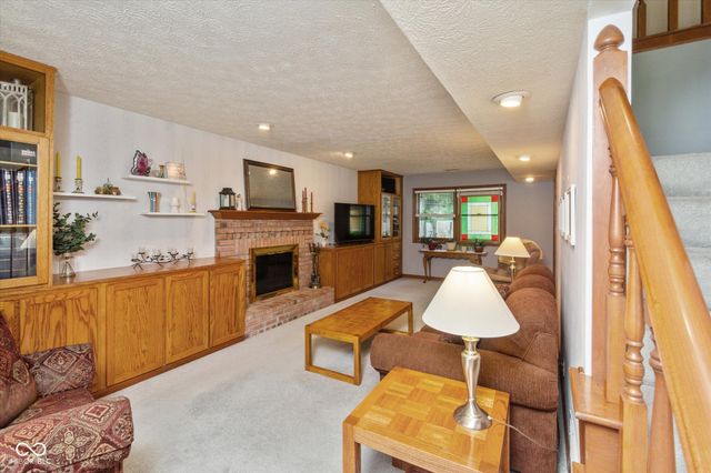 6589 Baron Court, Avon, IN 46123