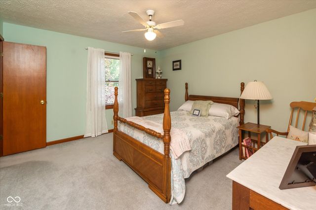 6589 Baron Court, Avon, IN 46123
