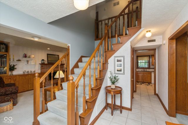 6589 Baron Court, Avon, IN 46123