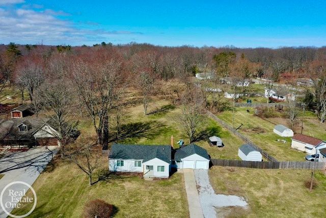 4134 N River Road, Fort Gratiot Twp, MI 48059
