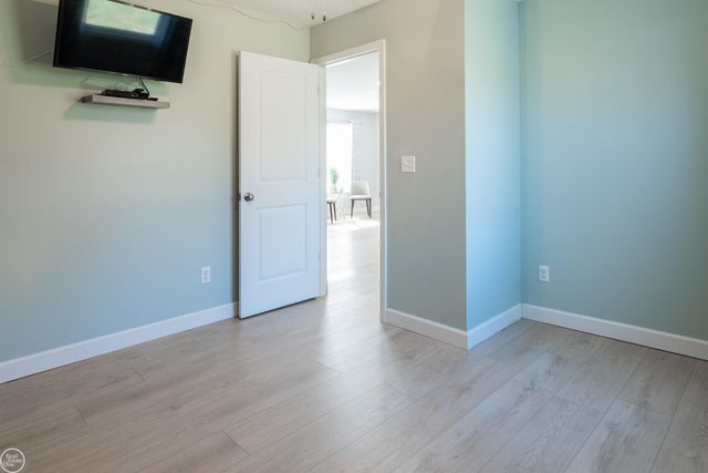 4134 N River Road, Fort Gratiot Twp, MI 48059