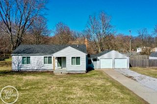 4134 N River Road, Fort Gratiot Twp, MI 48059