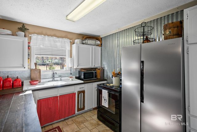 110 Sam Jones Road, Atmore, AL 36502