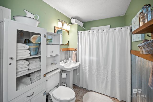 110 Sam Jones Road, Atmore, AL 36502