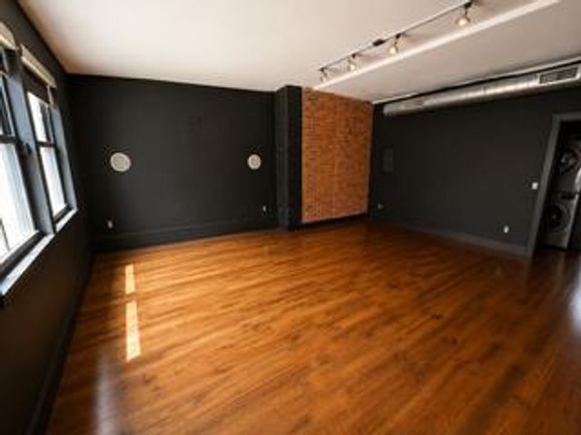143 E Main Street, B, Columbus, OH 43215