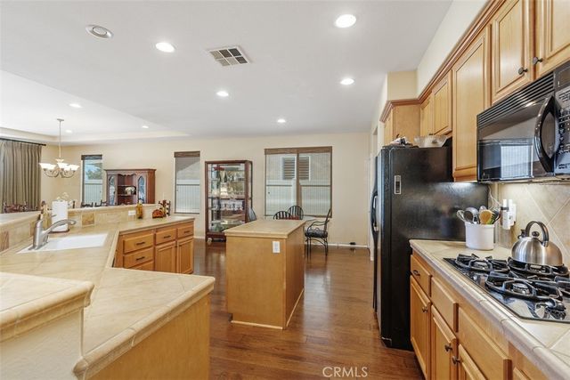 28641 Raintree, Menifee, CA 92584