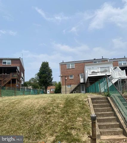 907 STORMONT CIR, Baltimore, MD 21227