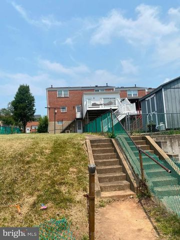 907 STORMONT CIR, Baltimore, MD 21227