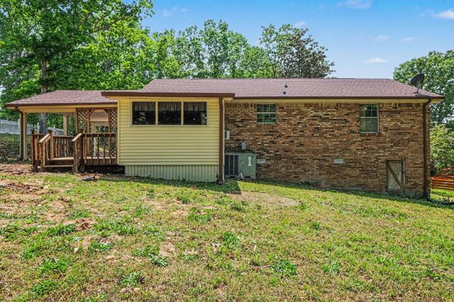 160 N Poole St, Ashland City, TN 37015