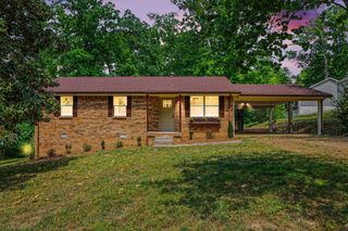 160 N Poole St, Ashland City, TN 37015