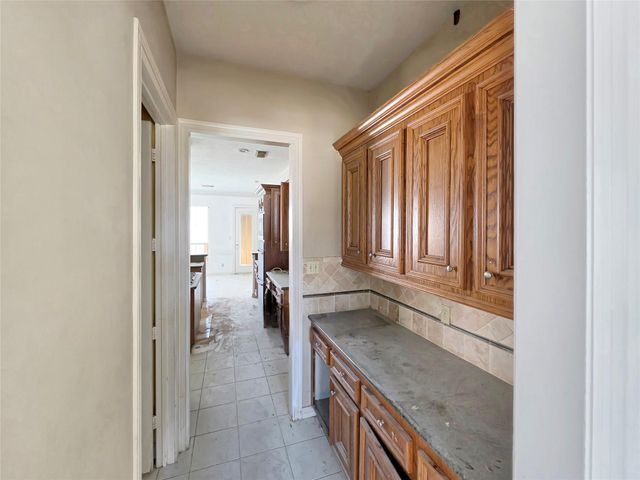 7402 Regency Place, Spring, TX 77379
