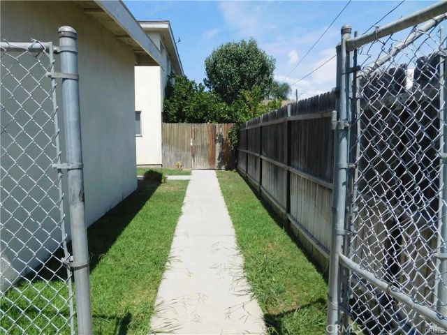 327 S Kroeger Street A, Anaheim, CA 92805