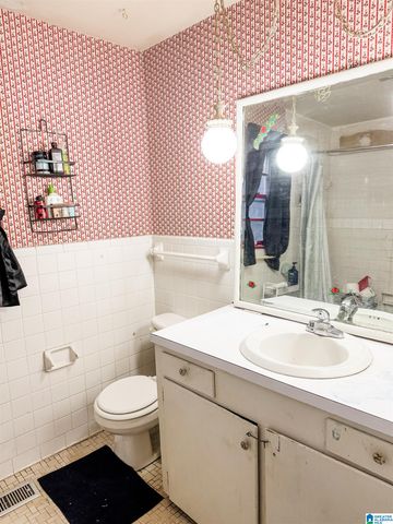 727 GLENWOOD ROAD, Talladega, AL 35160