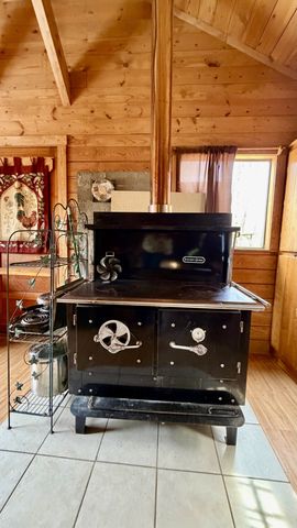 3162 Northcutts Cove Rd, Beersheba Springs, TN 37305
