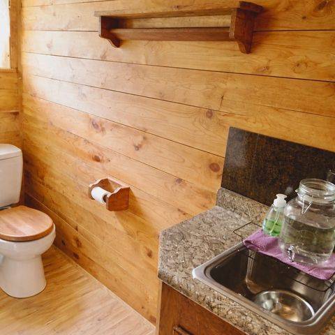 3162 Northcutts Cove Rd, Beersheba Springs, TN 37305