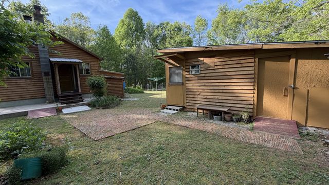 3162 Northcutts Cove Rd, Beersheba Springs, TN 37305