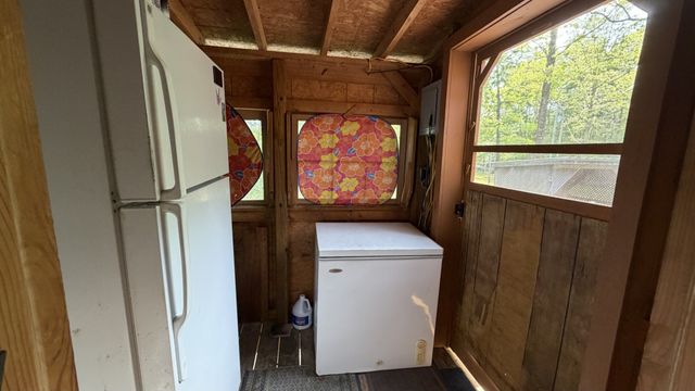 3162 Northcutts Cove Rd, Beersheba Springs, TN 37305