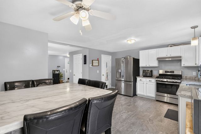26 Ashworth Ter 26, Haverhill, MA 01832