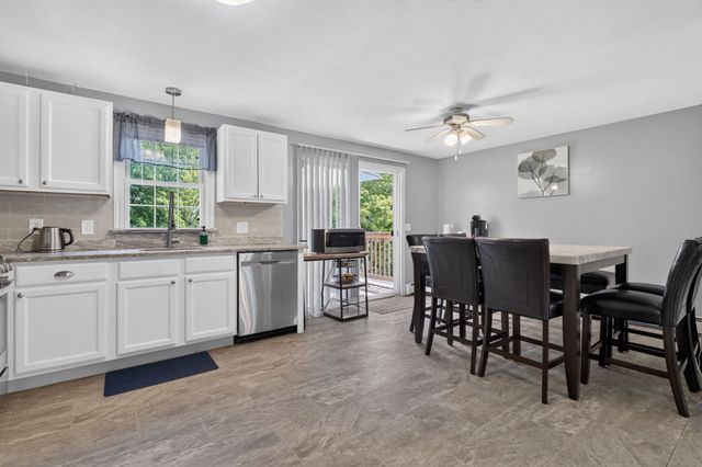 26 Ashworth Ter 26, Haverhill, MA 01832
