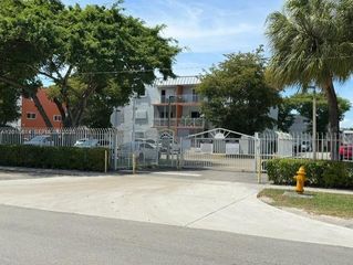 11301 SW 200th St 104-A, Miami, FL 33157