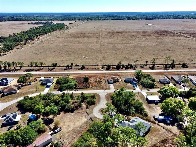 3019 S Balsam CIR, Labelle, FL 33935