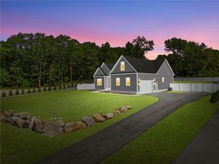 53 Cross Road, Johnston, RI 02919