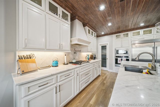 1003 W 87th Street S, Tulsa, OK 74132