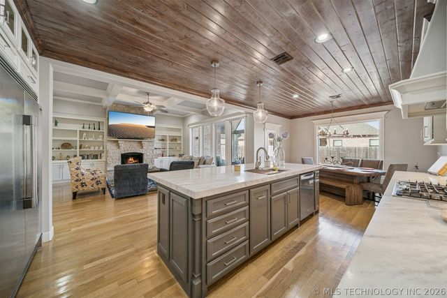 1003 W 87th Street S, Tulsa, OK 74132