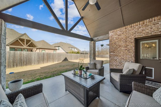 1003 W 87th Street S, Tulsa, OK 74132