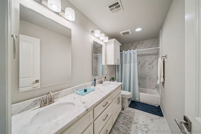 1003 W 87th Street S, Tulsa, OK 74132