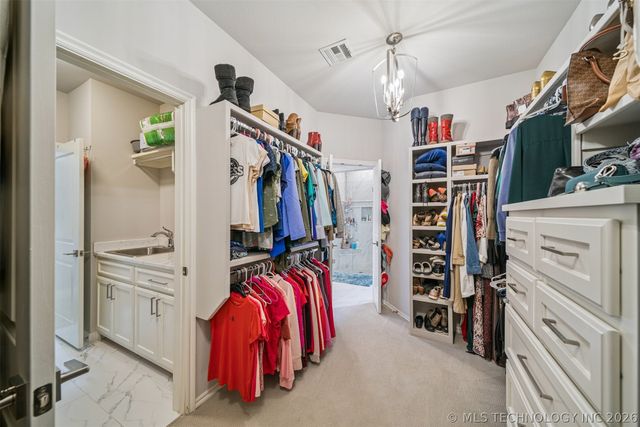 1003 W 87th Street S, Tulsa, OK 74132