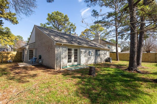 15907 Meadow Village Drive, Houston, TX 77095