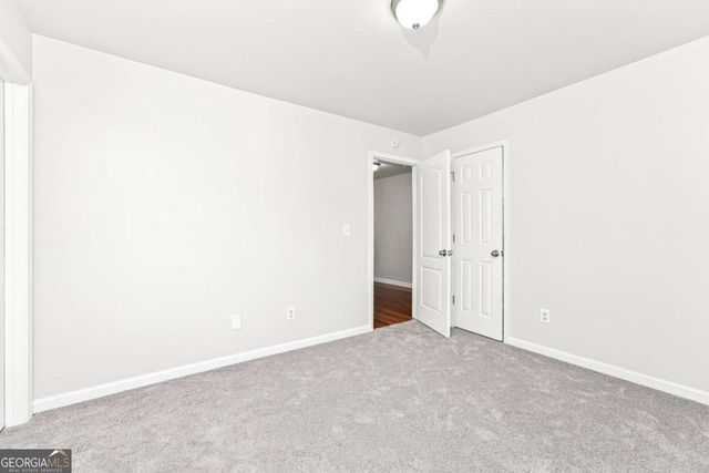 4514 Sequoia Park Trail, Snellville, GA 30039