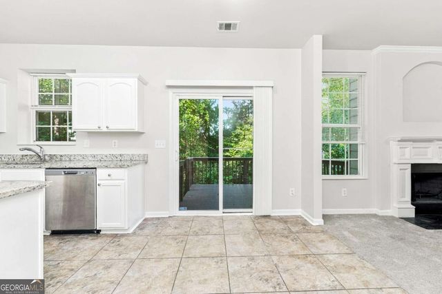 4514 Sequoia Park Trail, Snellville, GA 30039