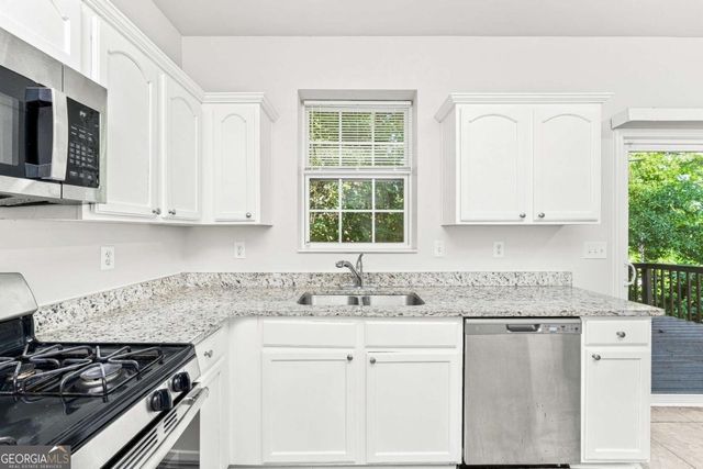 4514 Sequoia Park Trail, Snellville, GA 30039