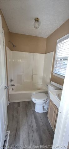 127 E Eighth Avenue, Red Springs, NC 28377