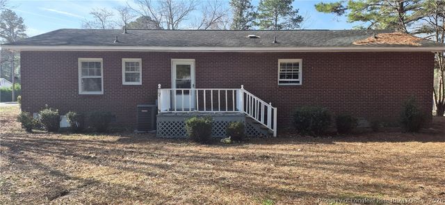 127 E Eighth Avenue, Red Springs, NC 28377