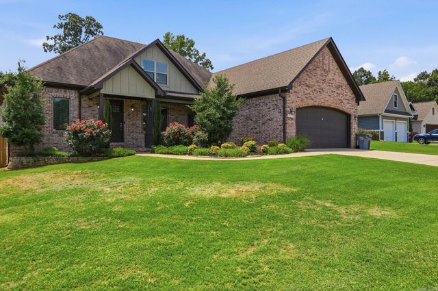 2613 Aberdeen Drive, Bryant, AR 72019