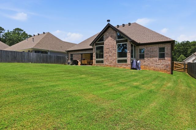 2613 Aberdeen Drive, Bryant, AR 72019