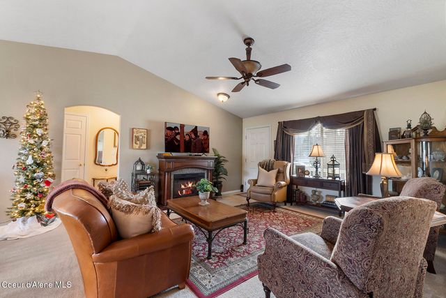 5377 E STEAMBOAT BND, Post Falls, ID 83854