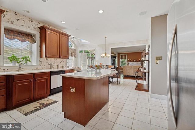 2023 STONY CREEK RD, Lansdale, PA 19446